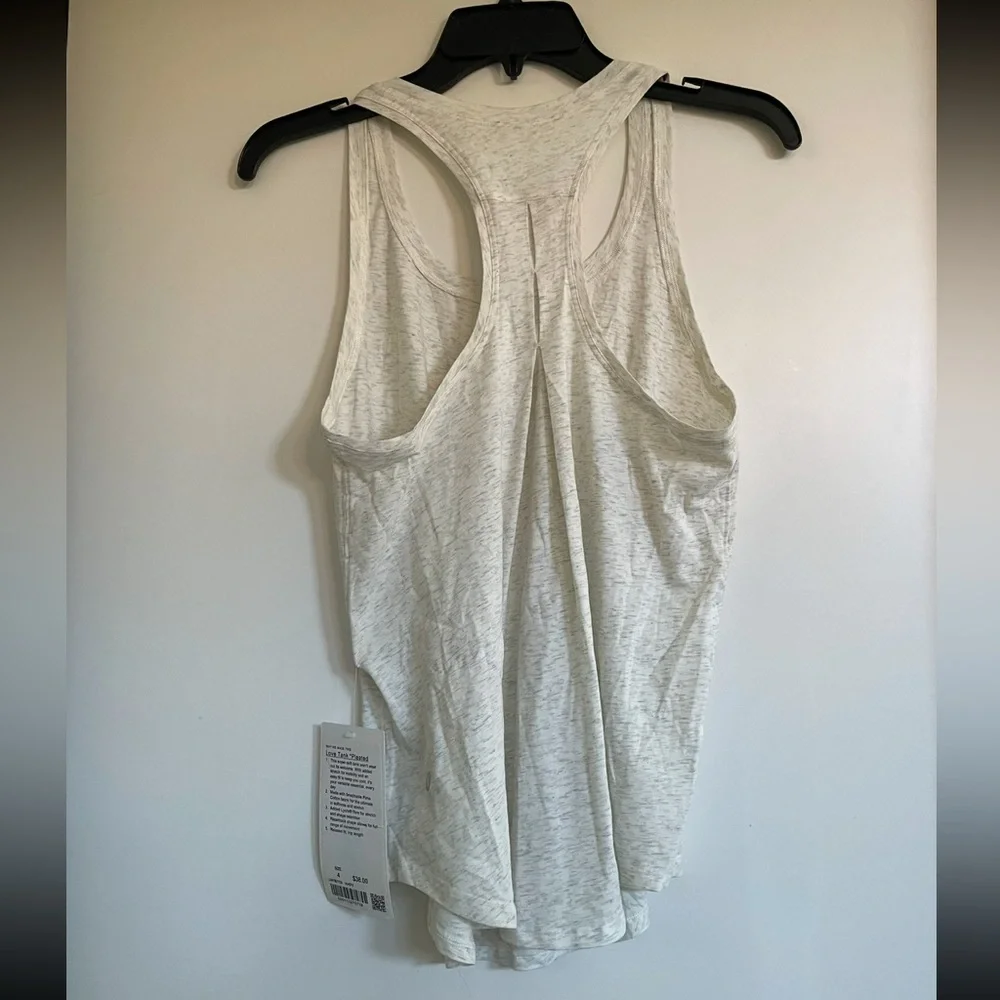 BNWT Lululemon Love tank oatmeal heather size 4 - Picture 2 of 3